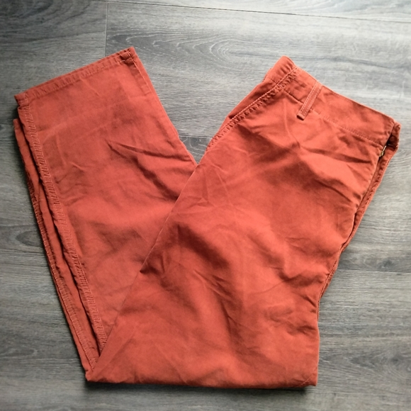 Denizen Levi's NWT Women Burnt Orange Loose Taper Corduroy Pants Size 16/W33 - Picture 1 of 12